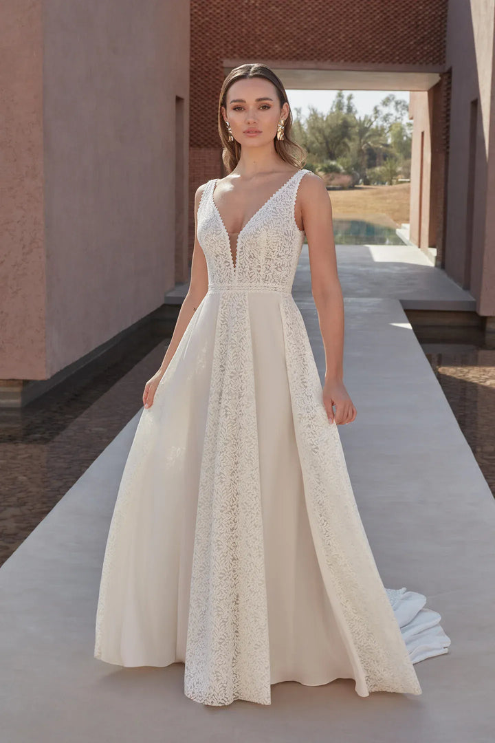 Adore by Justin Alexander 11319 - Size 16