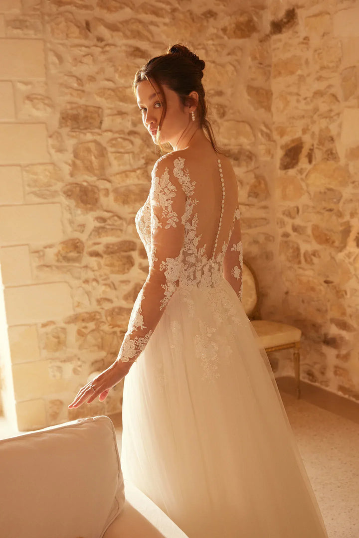 Adore by Justin Alexander Clarabella 11278 - Size 14