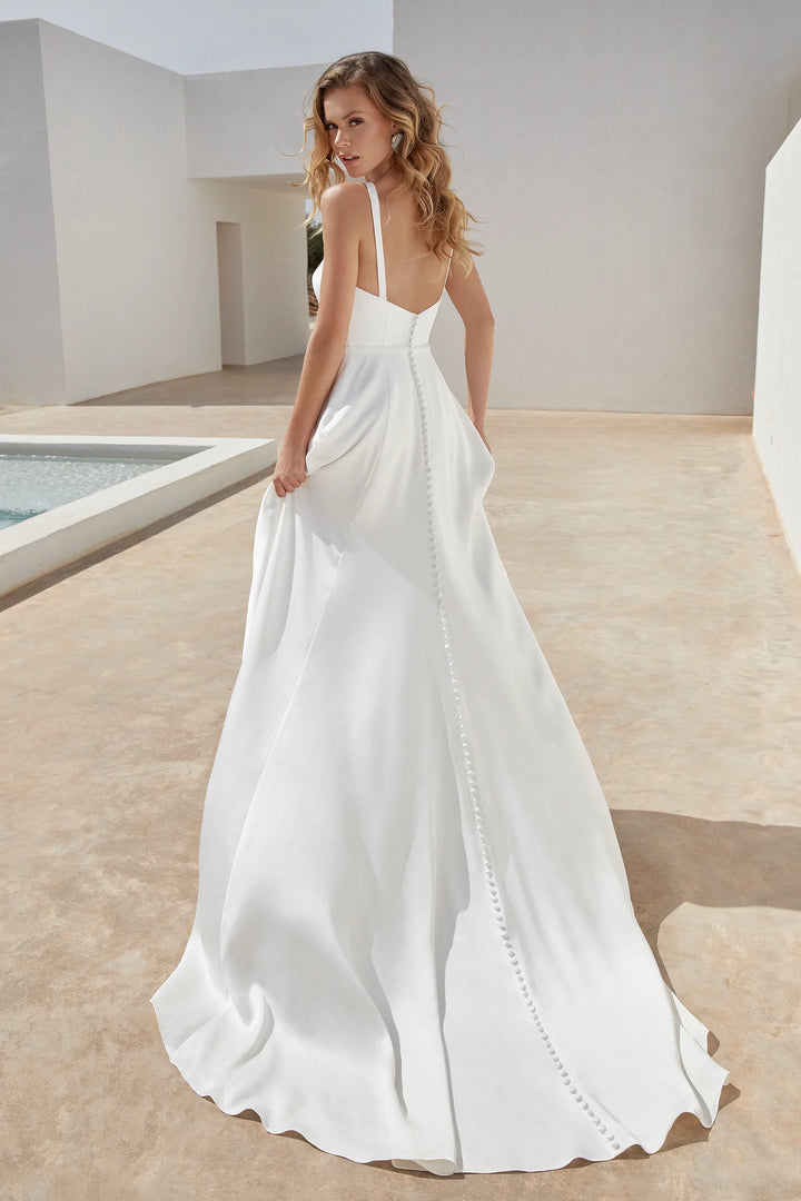 Adore by Justin Alexander Eos - Size 10