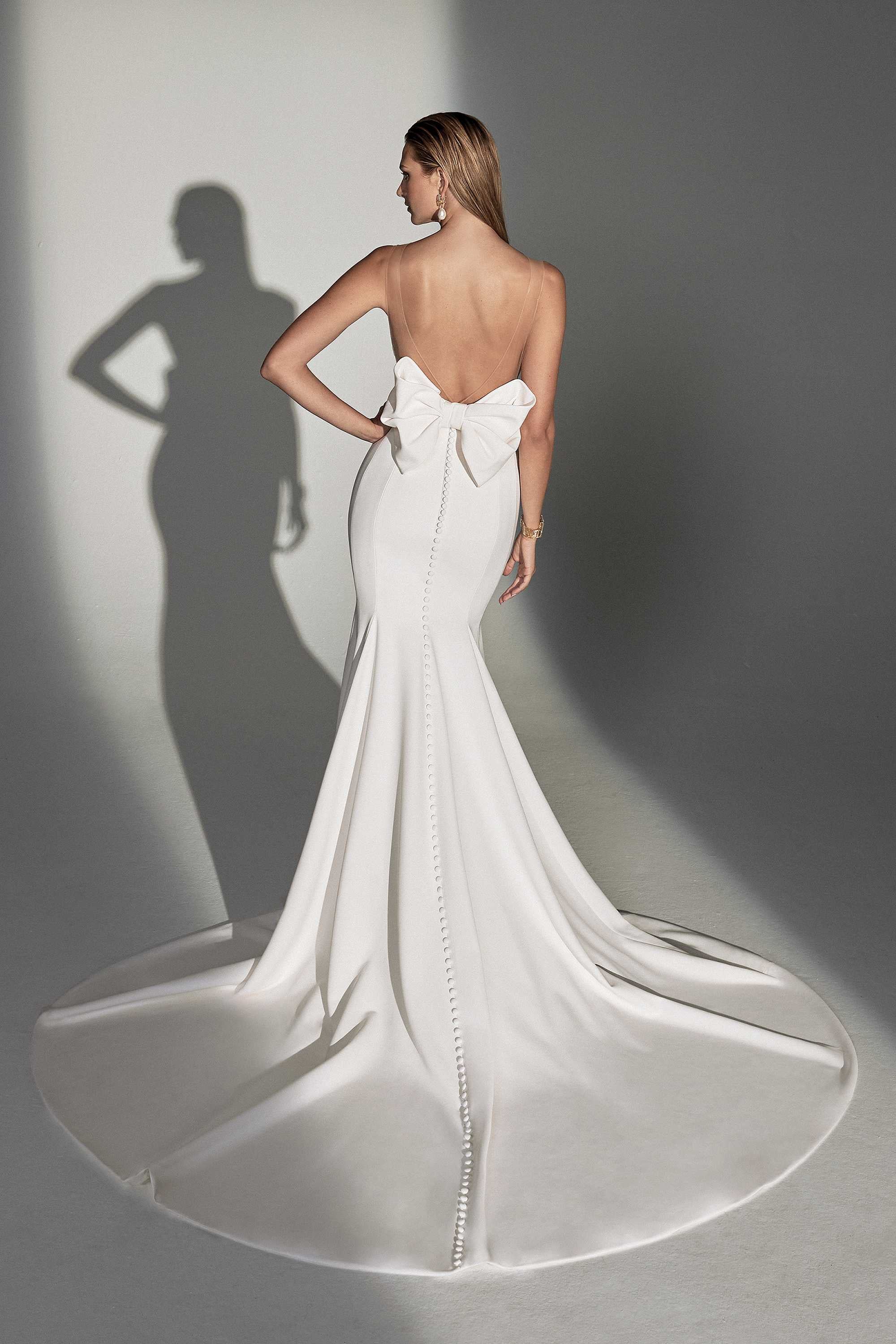 Signature by Justin Alexander Hamilton Size 8 Luxe Redux Bridal