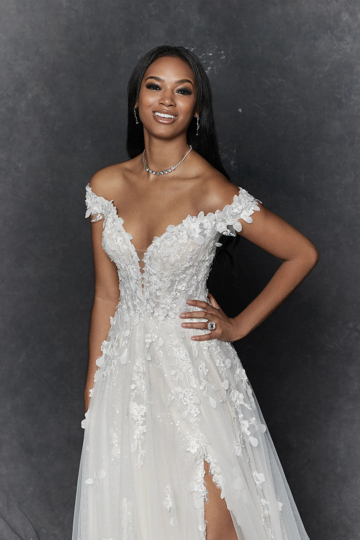 Signature by Justin Alexander Juniper 99262 - Size 16