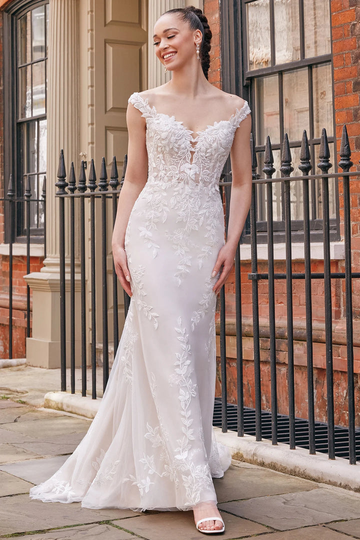 Adore By Justin Alexander Karleen - Size 20