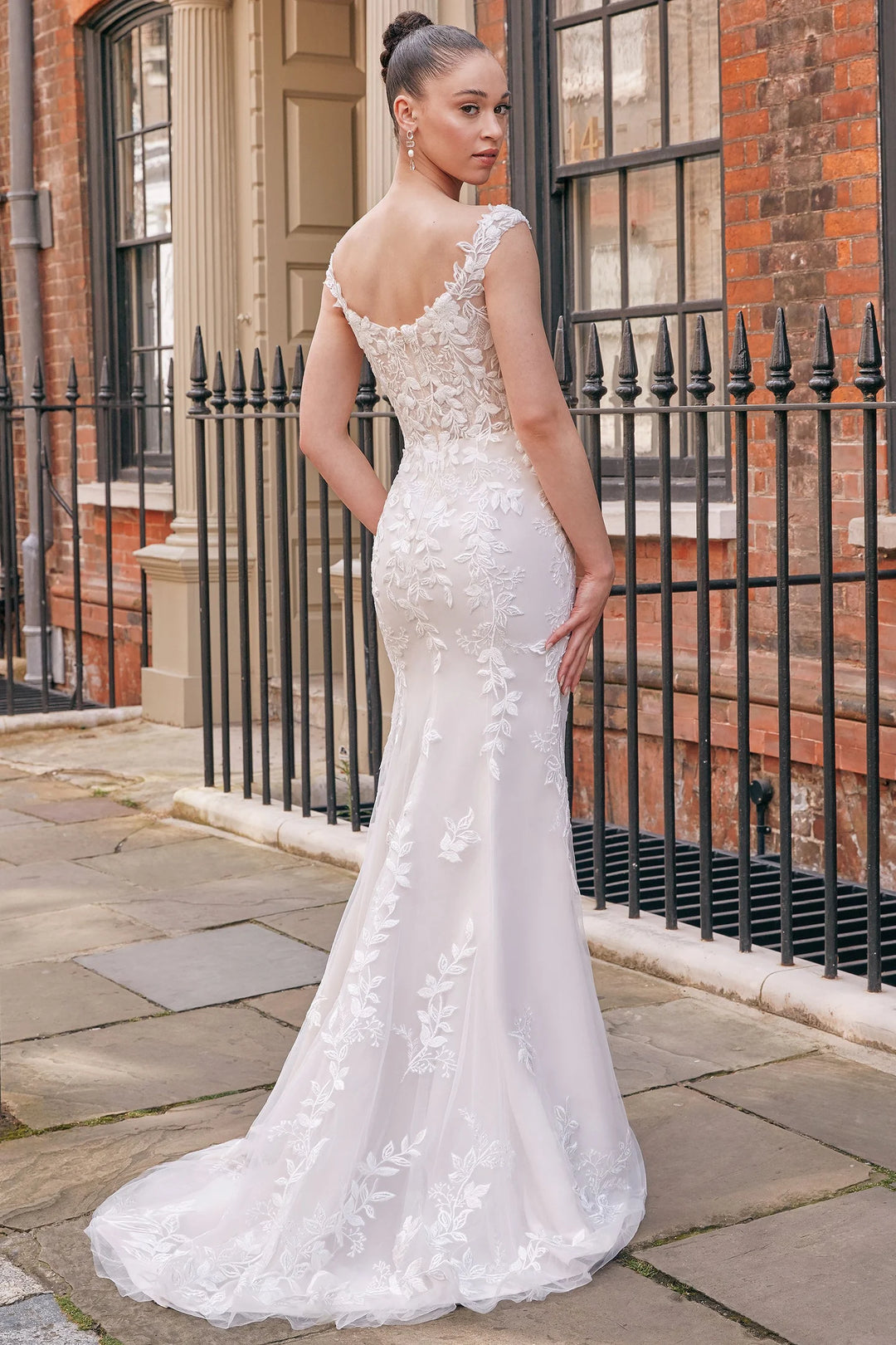 Adore By Justin Alexander Karleen - Size 20