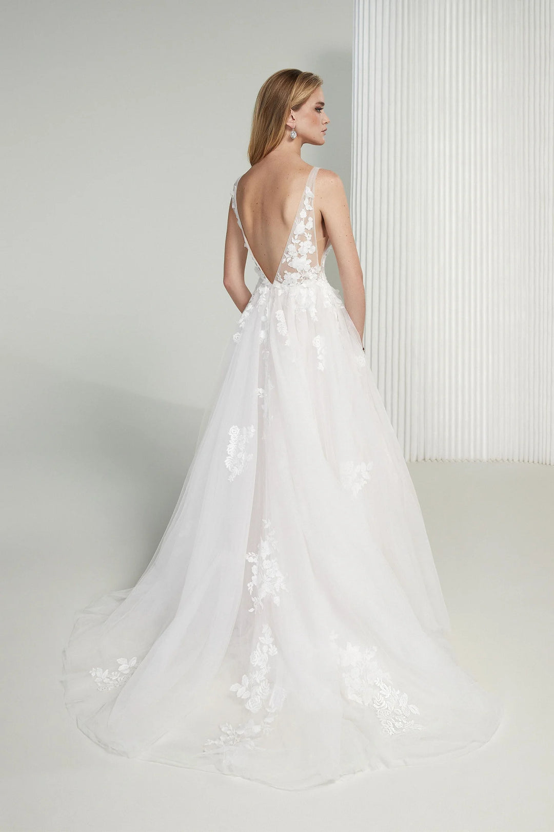 Signature by Justin Alexander Katharine 99213 - Size 6