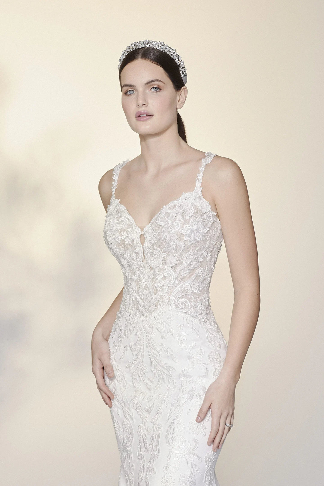 Signature by Justin Alexander Tamara 99205LND - Size 16