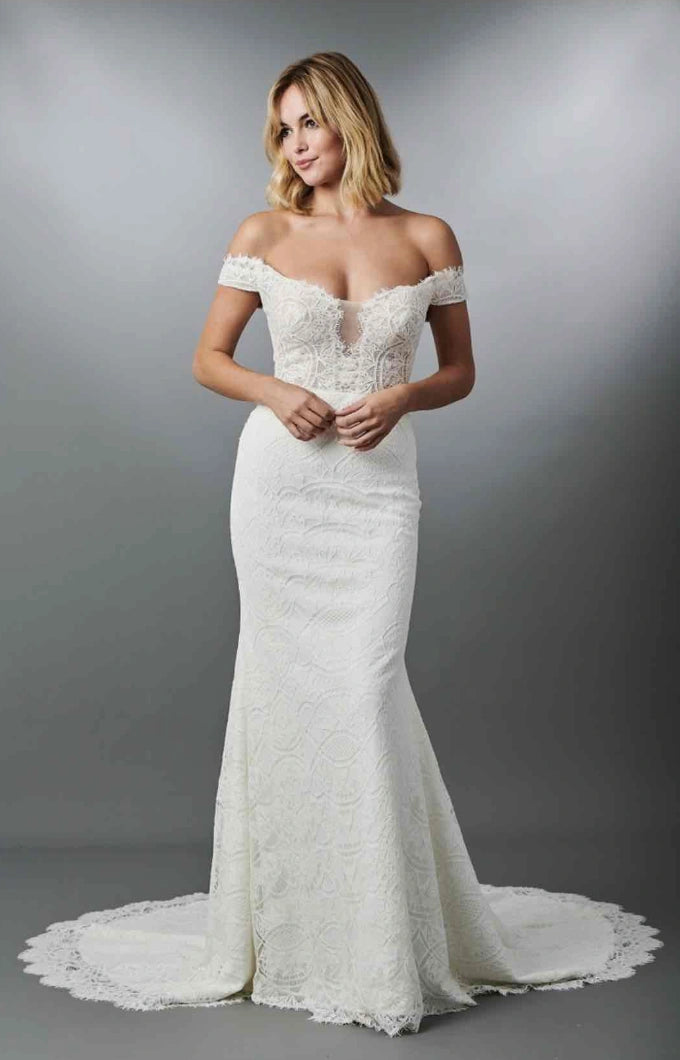 Kelly Faetanini Alda - Size 10
