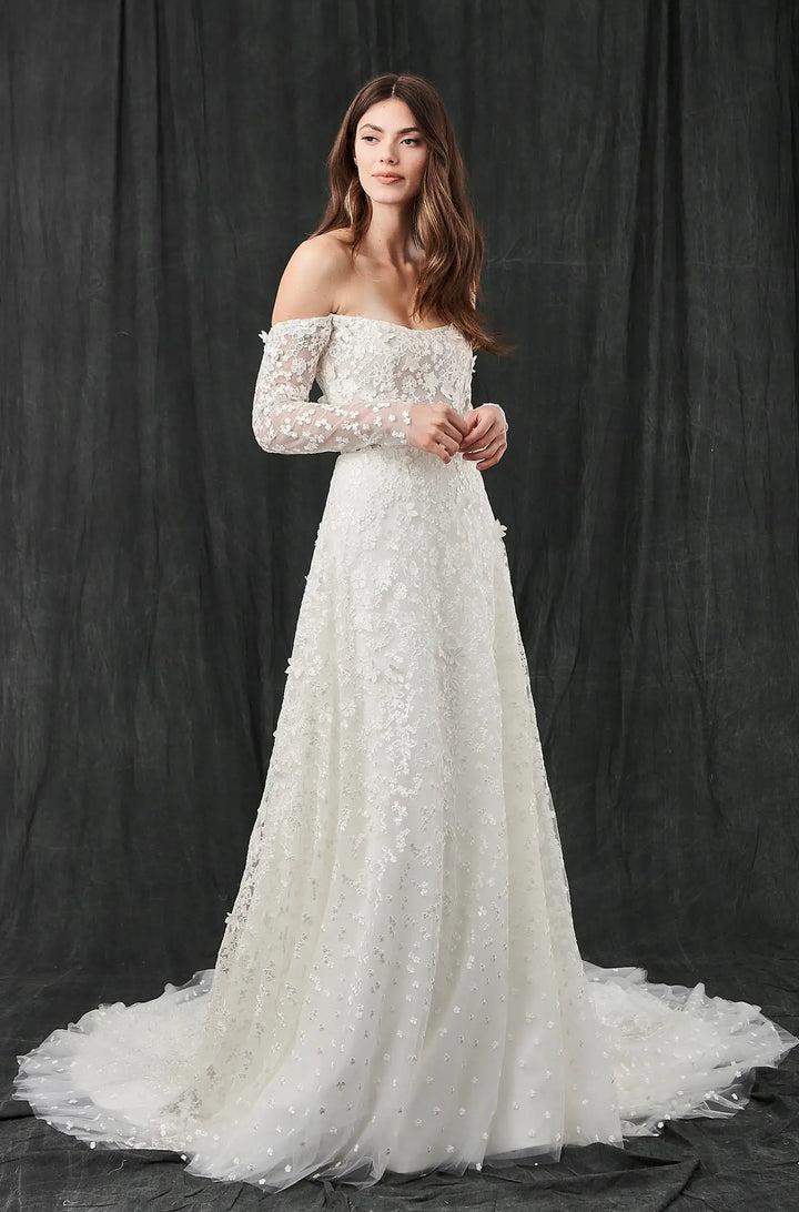 Kelly Faetanini Avanna - Size 10