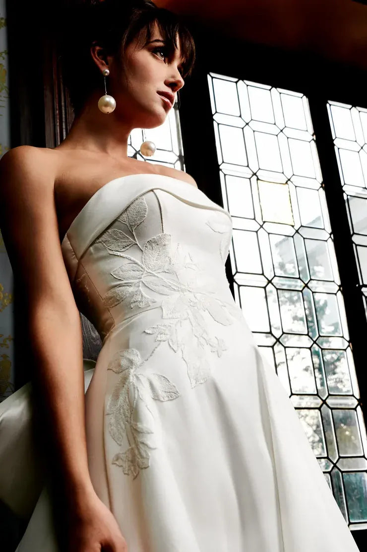 Kelly Faetanini Constance - Size 12