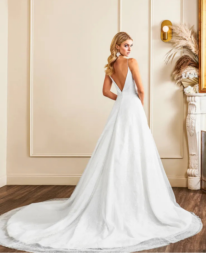 Kelly Faetanini Sinclair - Size 10