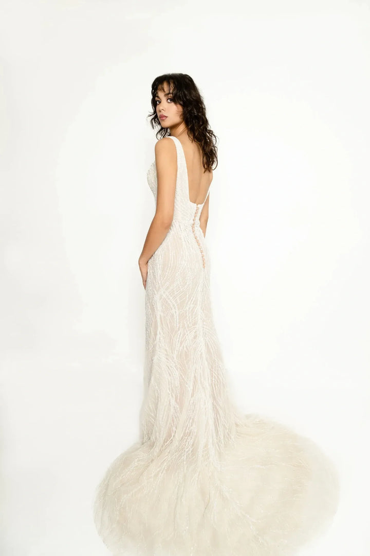 La Premiere Helen - Size 16