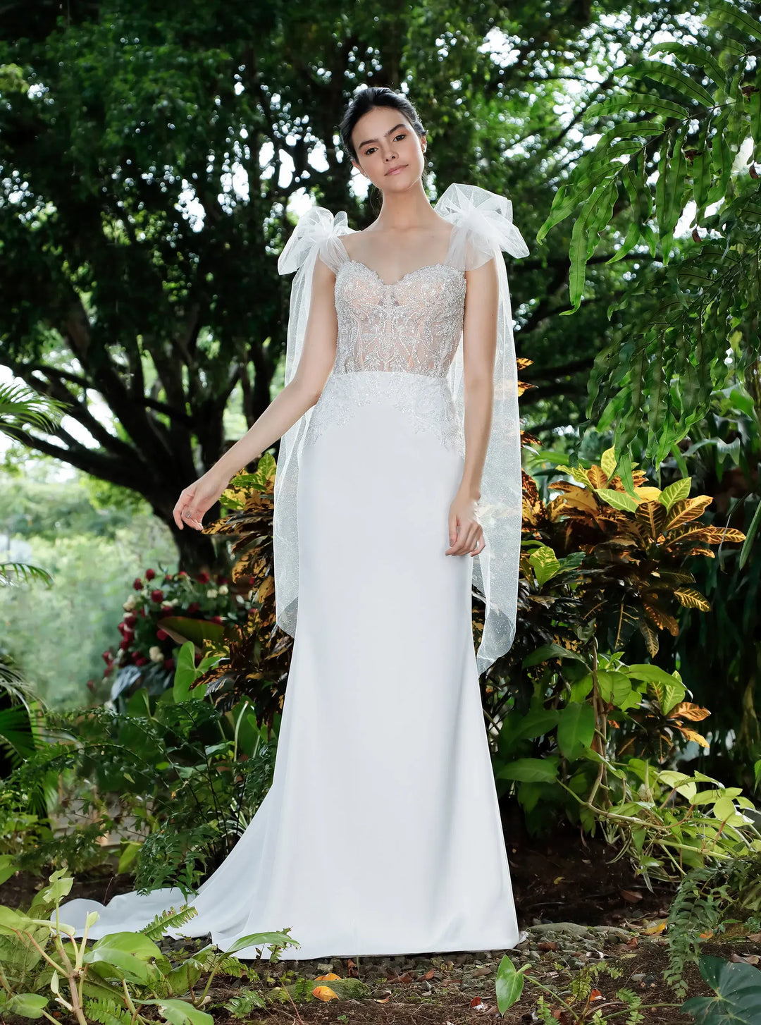 Lotus Threads 22154 - Size 12 Luxe Redux Bridal Lotus Threads 22154 - Size 12 Luxe Redux Bridal