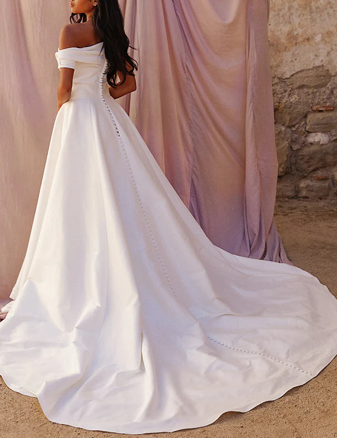 Louvienne Cortlan - Size 6