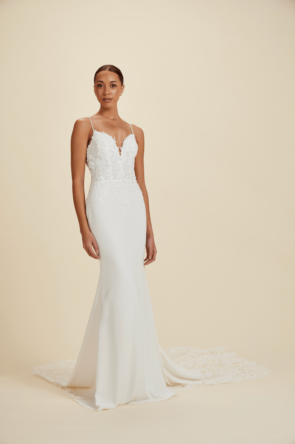 Luxe Prive Ariel 10 / Ivory Luxe Prive Ariel 10 / Ivory