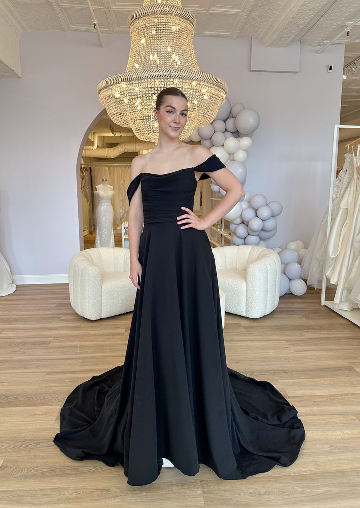 luxe black dress Privée Elizabeth [Black] 8 / Size:X-Large - Tall Custom Toy Story birthday subcategory:dress Effortlessly chic and made