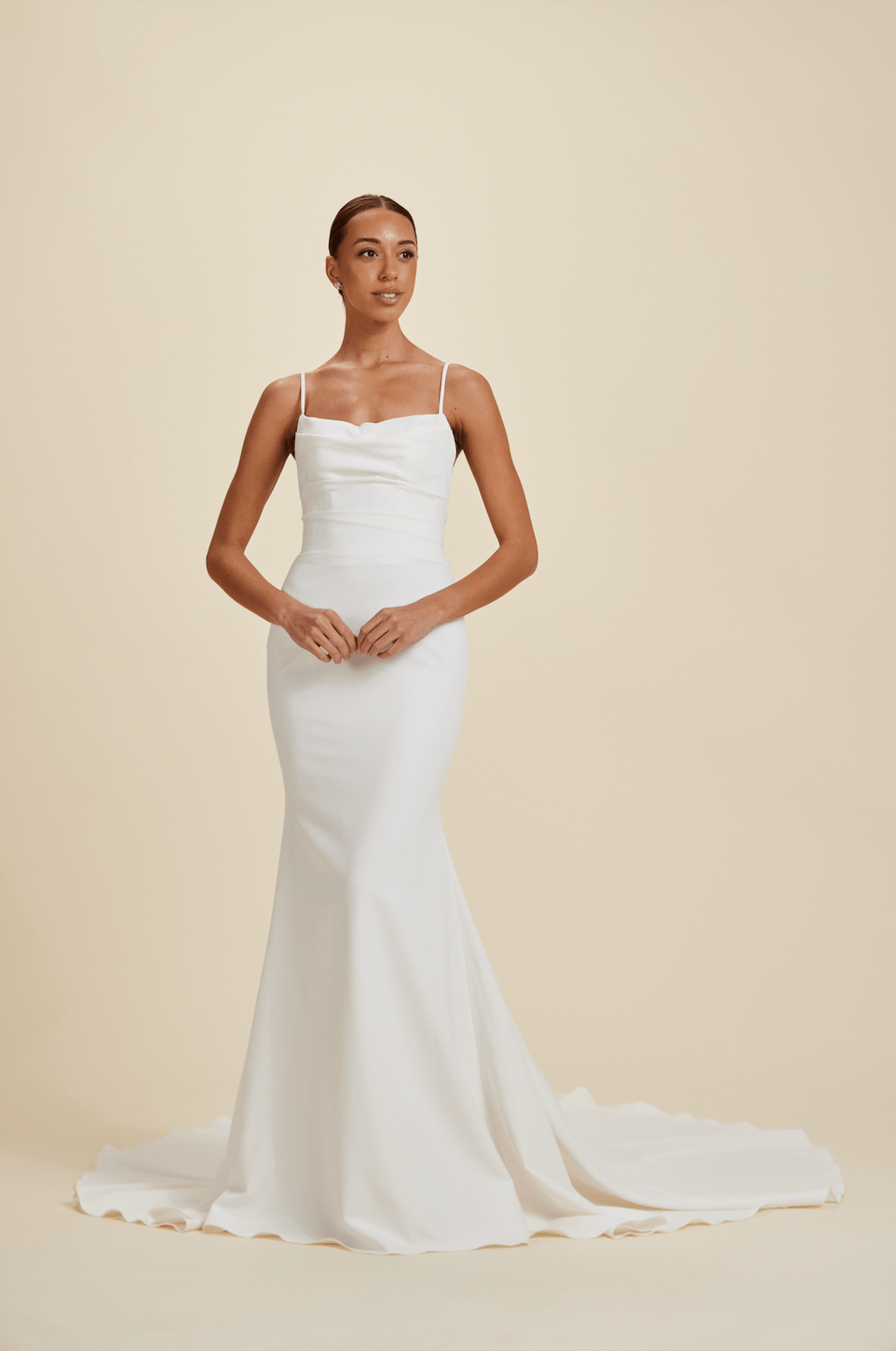 Luxe Prive Elle 8 / Ivory Luxe Prive Elle 8 / Ivory