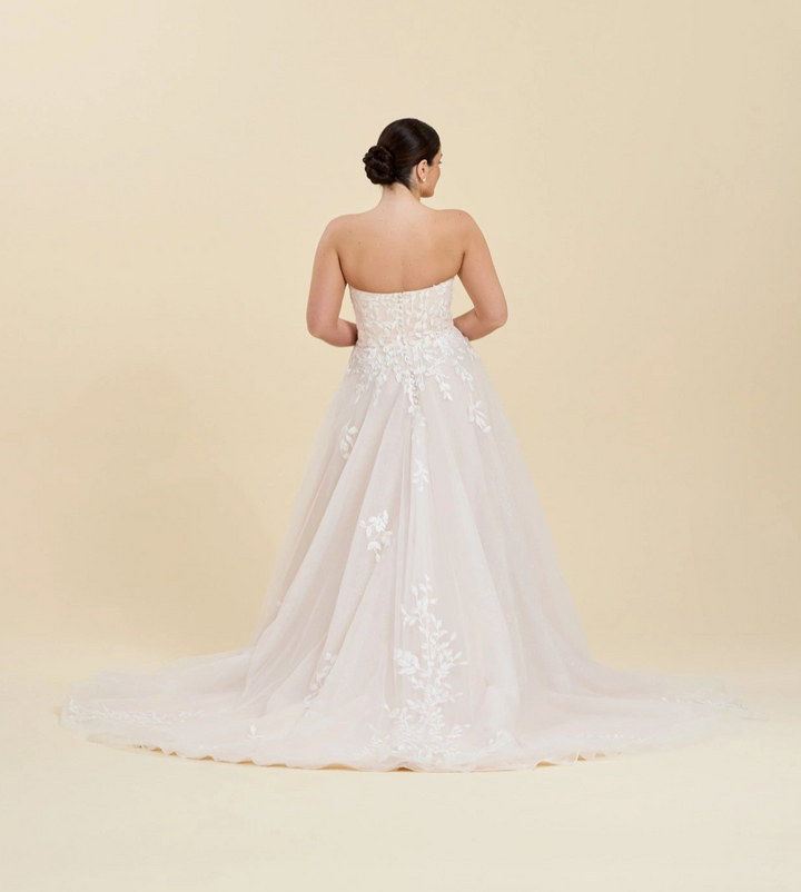 Luxe Privée Mariam