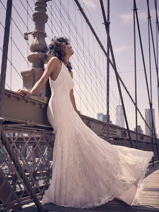 Maggie Sottero 23MC058A01 - Size 4
