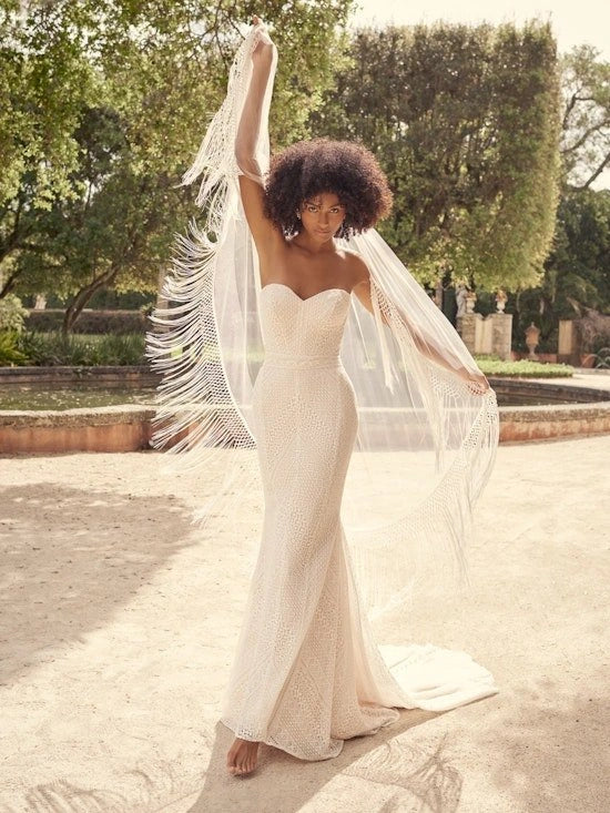 Maggie Sottero Dover + Veil - Size 8