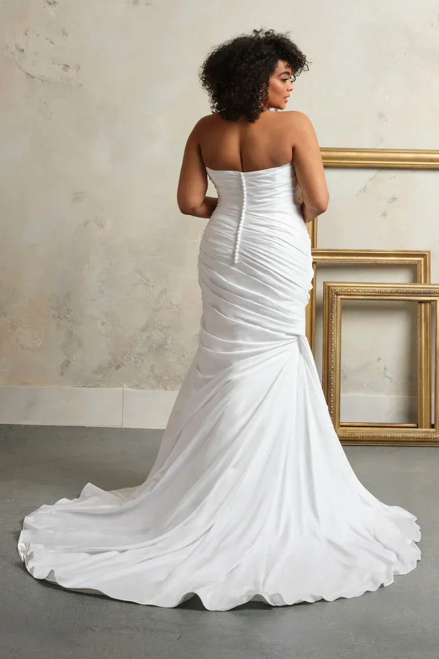 Maggie Sottero Vonae - Size 24