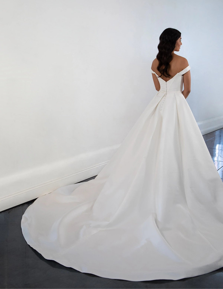 Martina Liana 1454 - Size 12