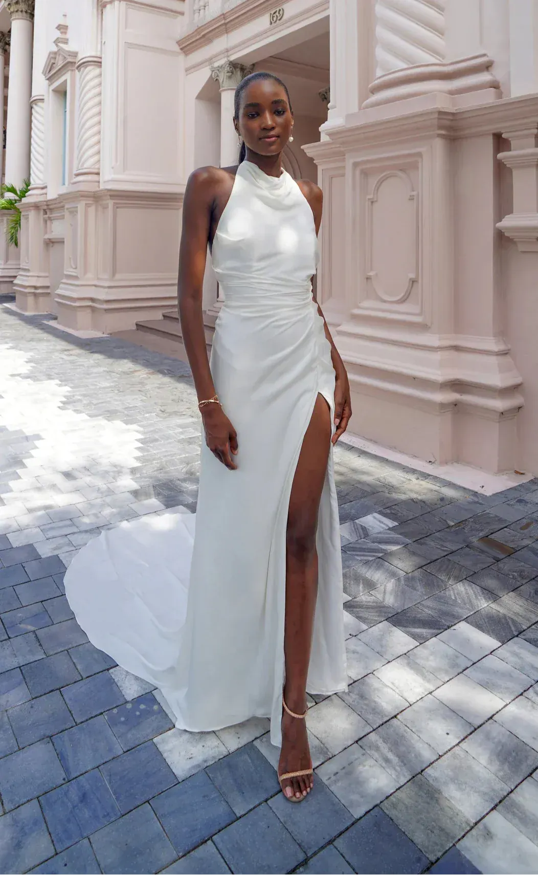 halter ball gown wedding dresses Neck Applique Tulle Dress adorned with A-Line gracefully celebrating every curve Halter Wedding Dresses On Sale