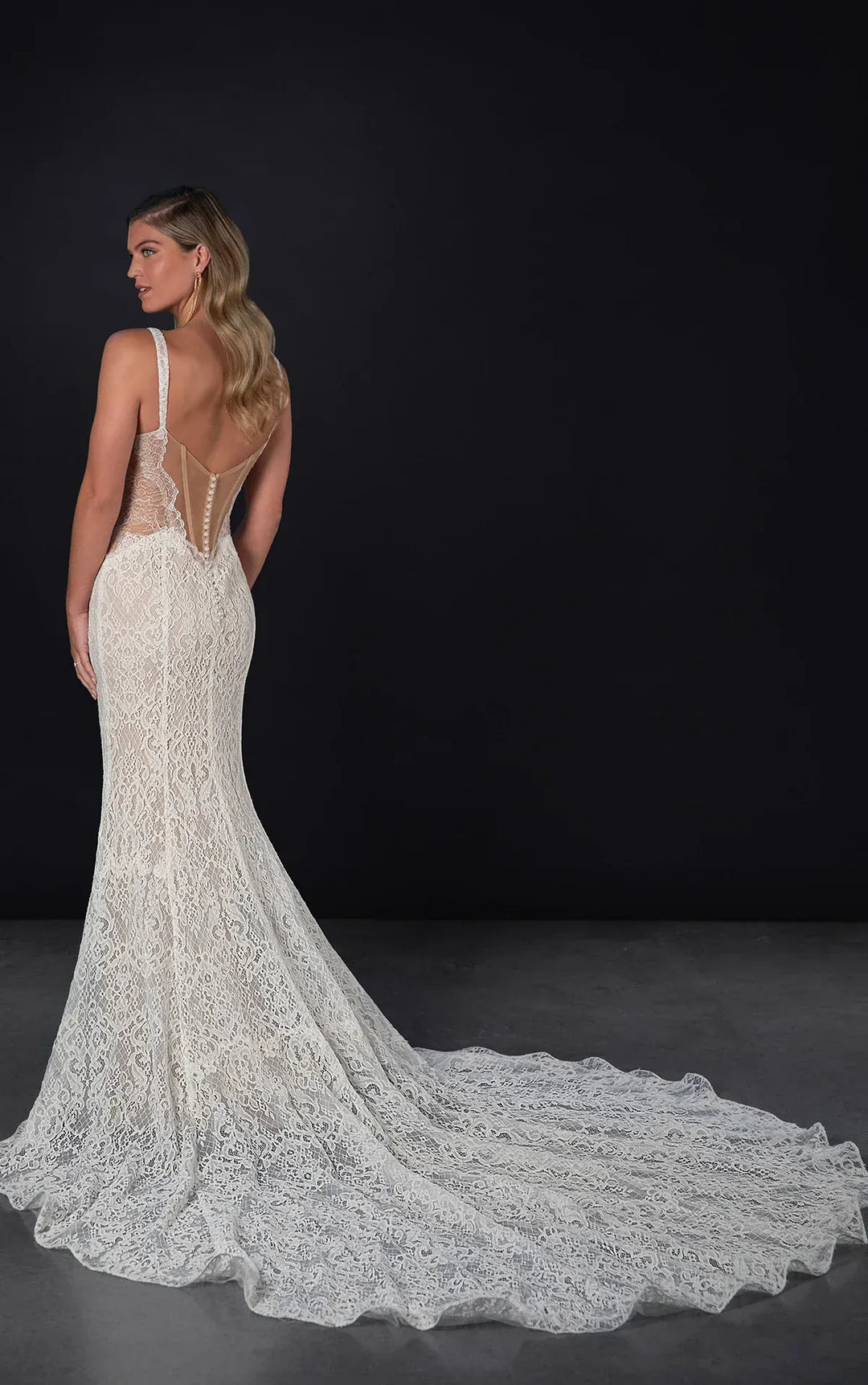 Martina Liana 1852 - Size 10