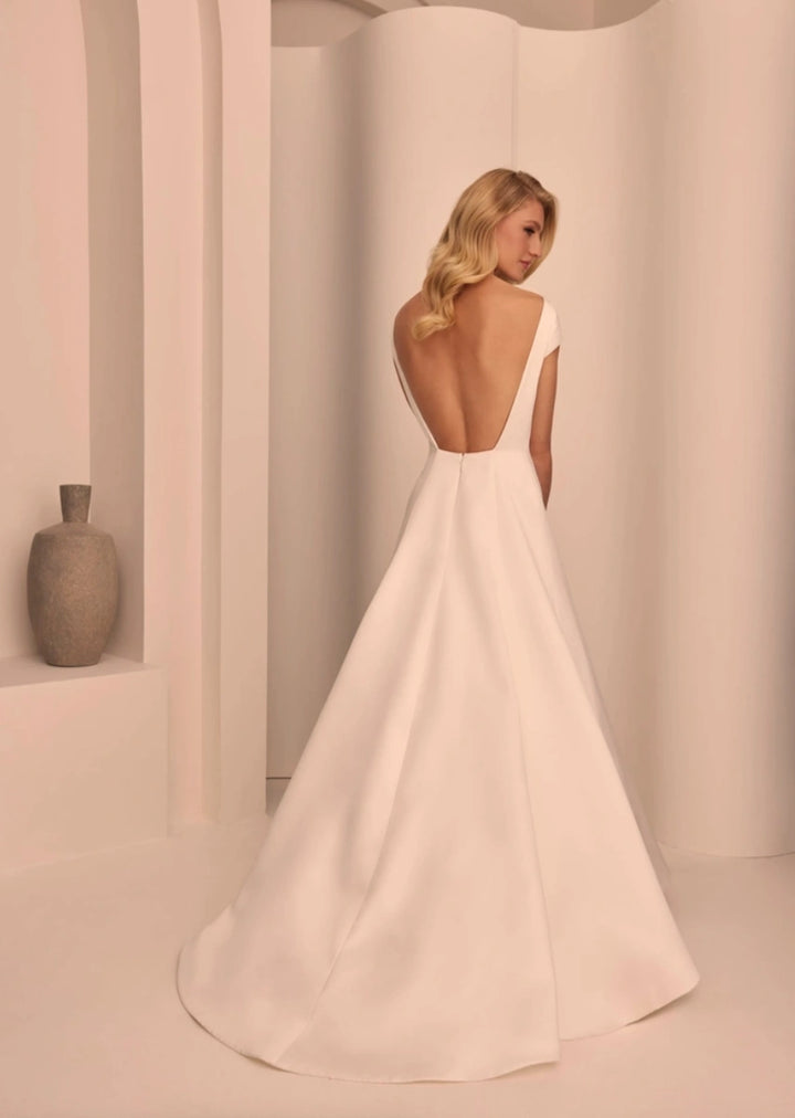 Mikaella 2514 - Size 10