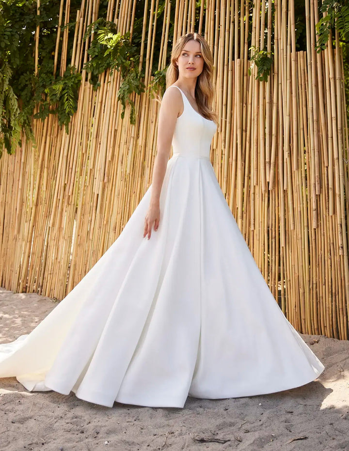 Mikaella M2482 - Size 10
