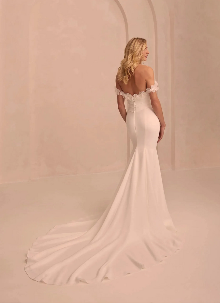 Mikaella M2502 - Size 10