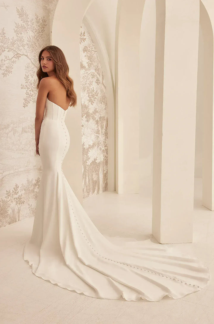 Mikaella M2525 - Size 18