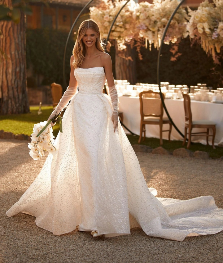 Milla Nova Ursel + Overskirt - Size 12