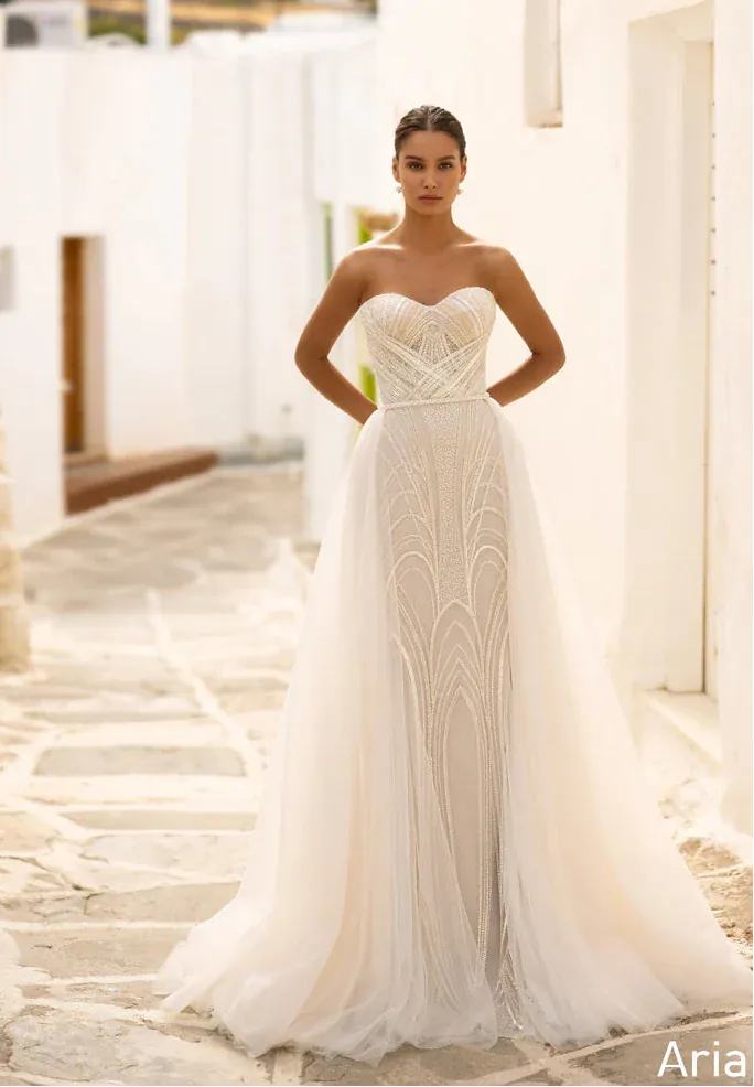 Monreal Aria + Overskirt - Size 12