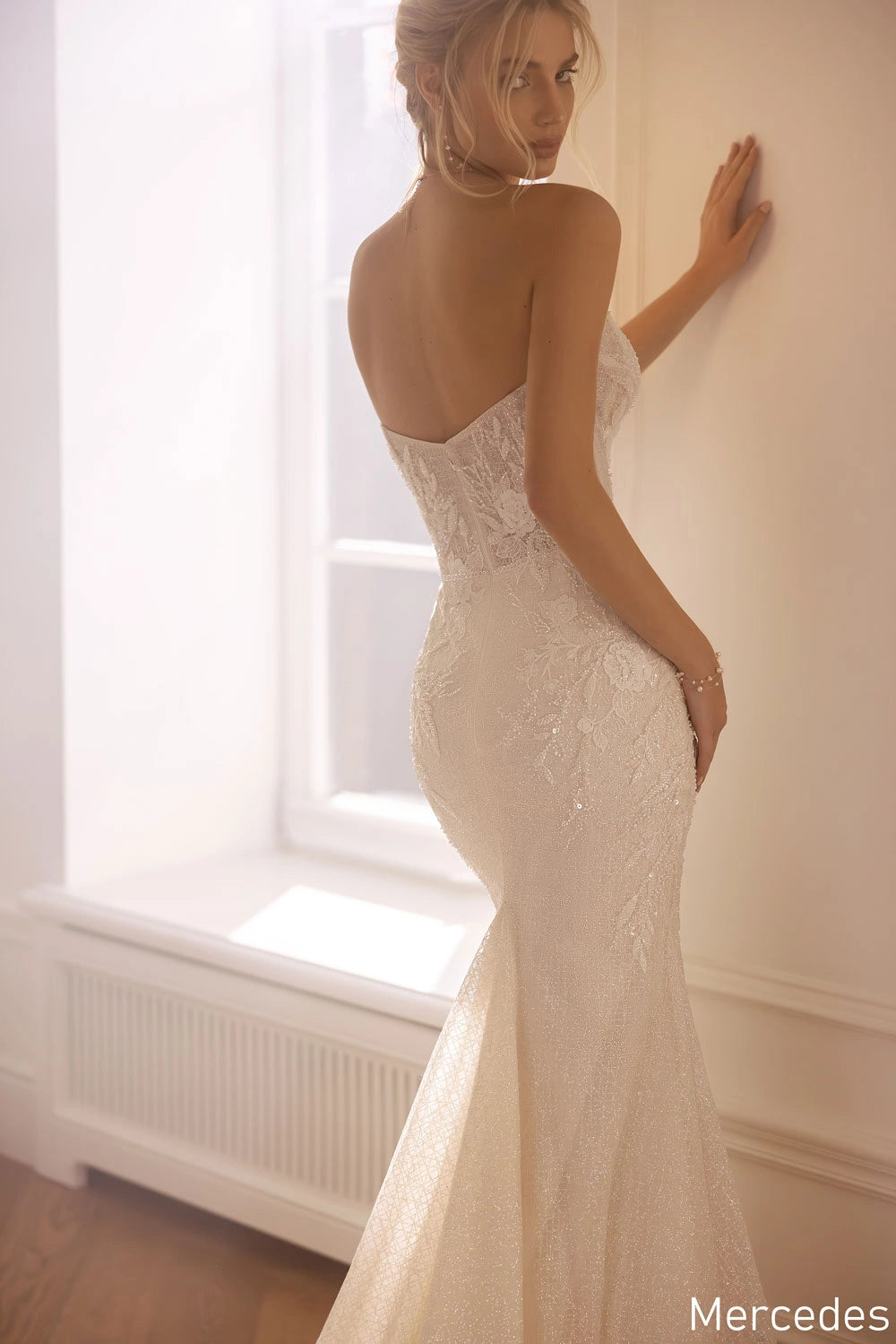 Monreal Mercedes + Overskirt - Size 12 Size Chart