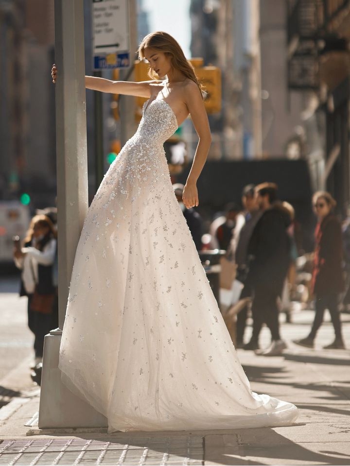 Netta Benshabu Ashley - Size 16