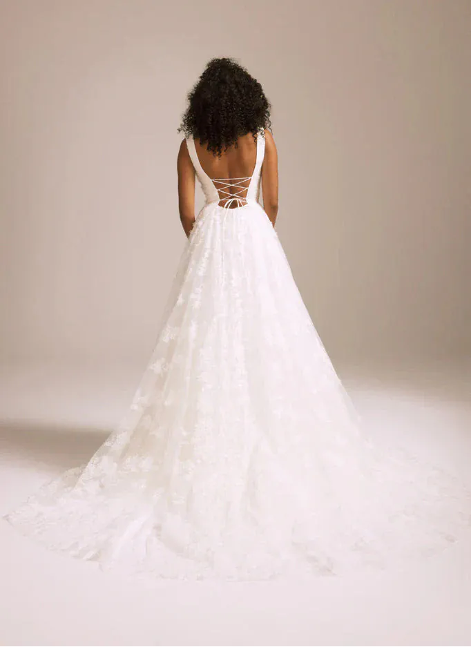 Nouvelle Amsale Elodie R455L - Size 14