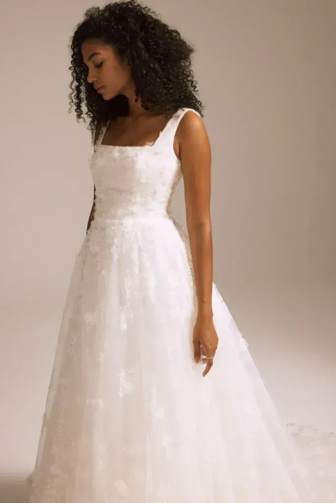 Nouvelle Amsale Elodie R455L - Size 14