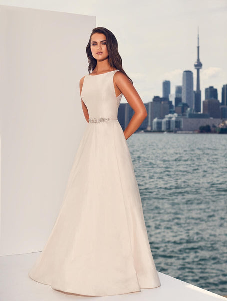 Rosa Gown | Lace Wedding Dress | Ready to Wear | Pretty wedding dresses,  Cute wedding dress, Online wedding dress
