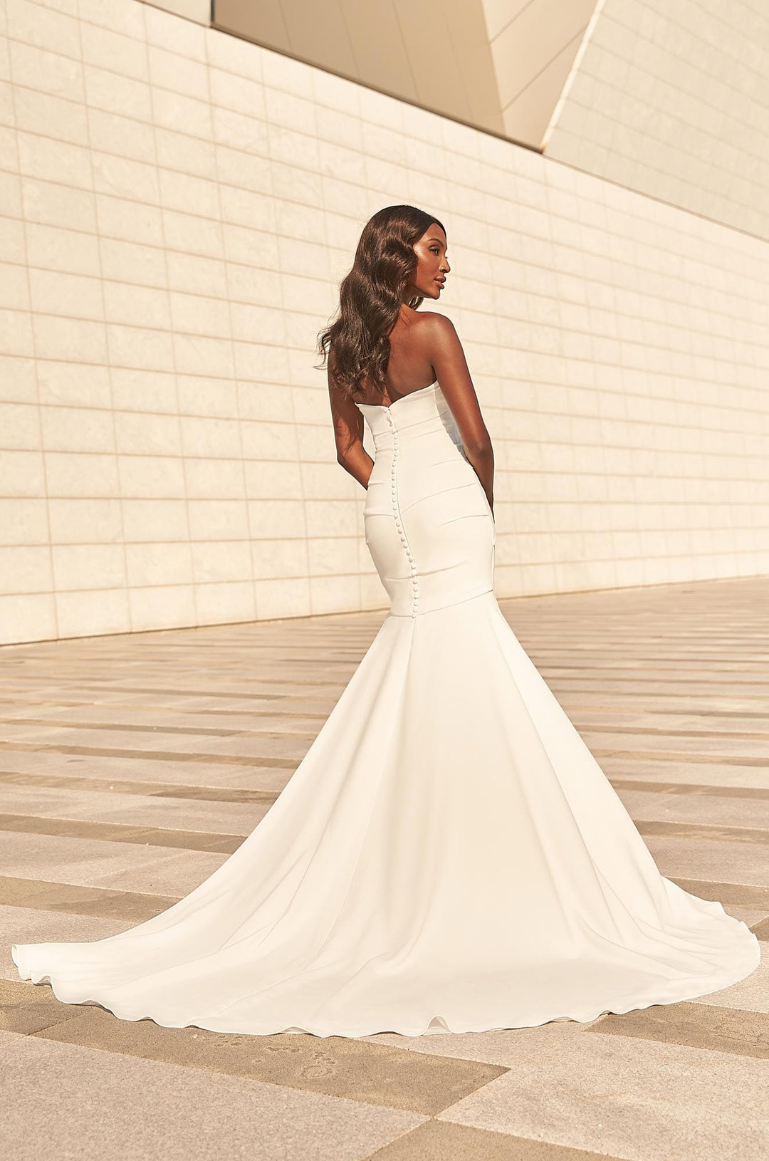 Paloma Blanca 4975 - Size 12