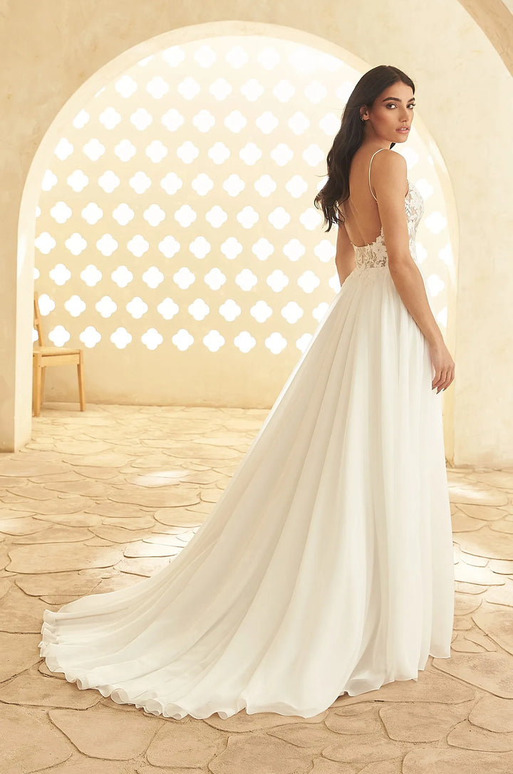 Paloma Blanca 5002 - Size 18