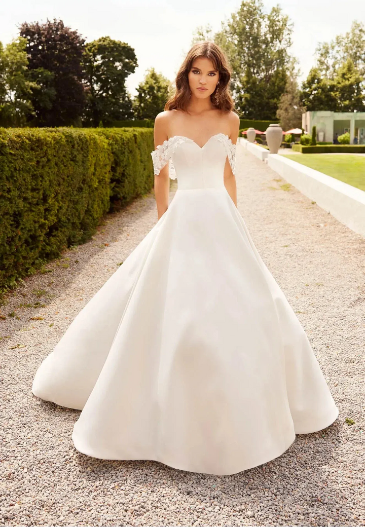 Paloma Blanca P5031 - Size 16