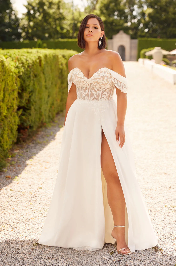 Paloma Blanca P5036 - Size 22