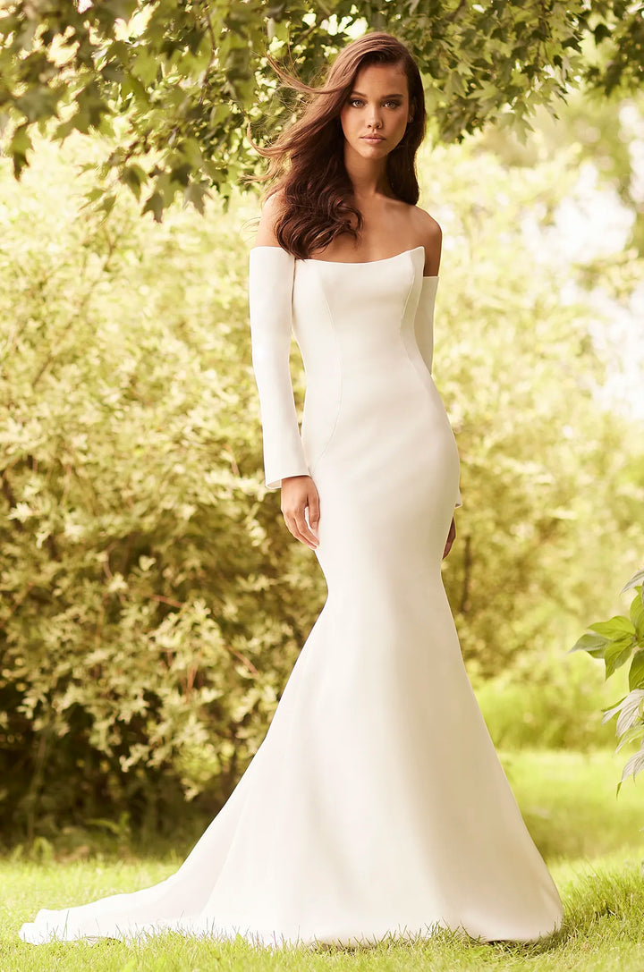 Paloma Blanca P5083 - Size 12