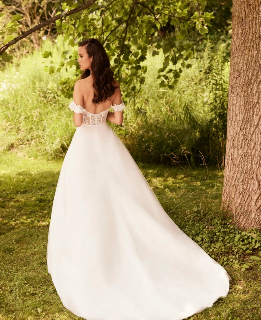 Paloma Blanca P5086 - Size 14