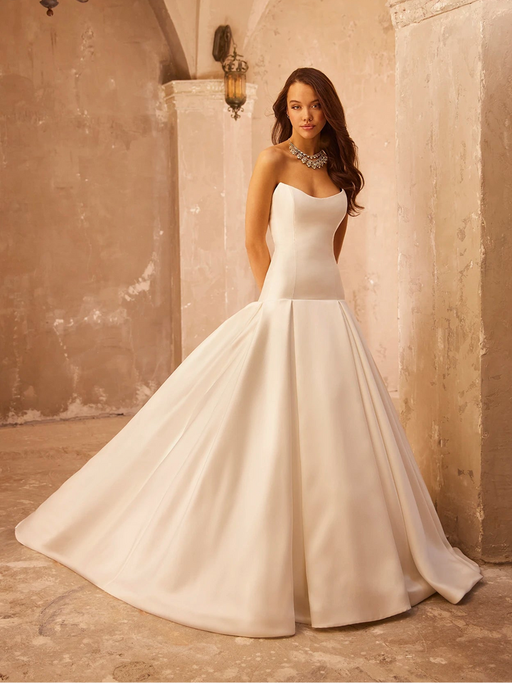 Paloma Blanca P5100 - Size 10