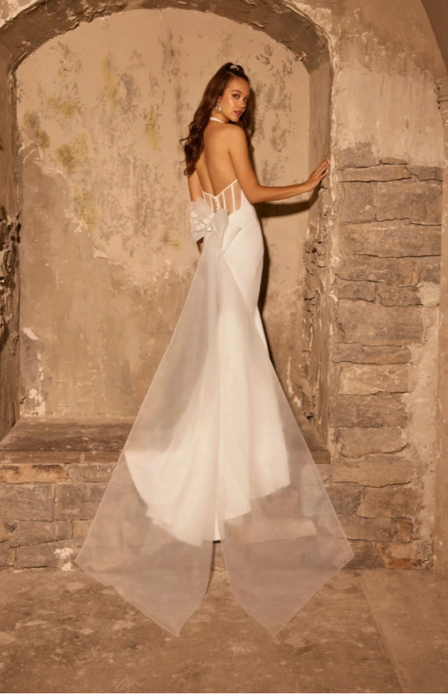 Paloma Blanca P5112 + Bow - Size 8