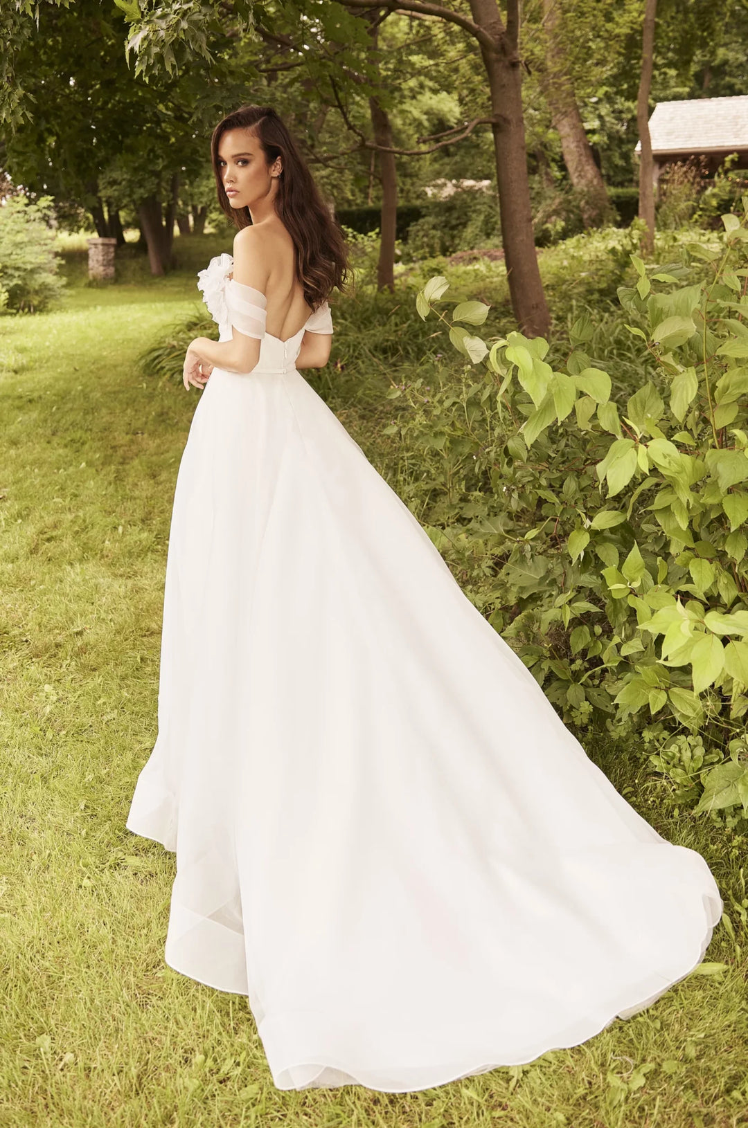 Paloma Blanca P5081 - Size 8