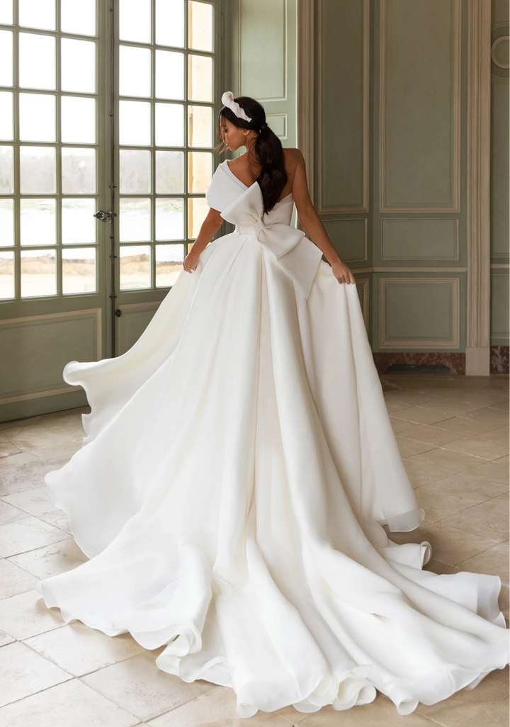 Pollardi Queenliness - Size 16