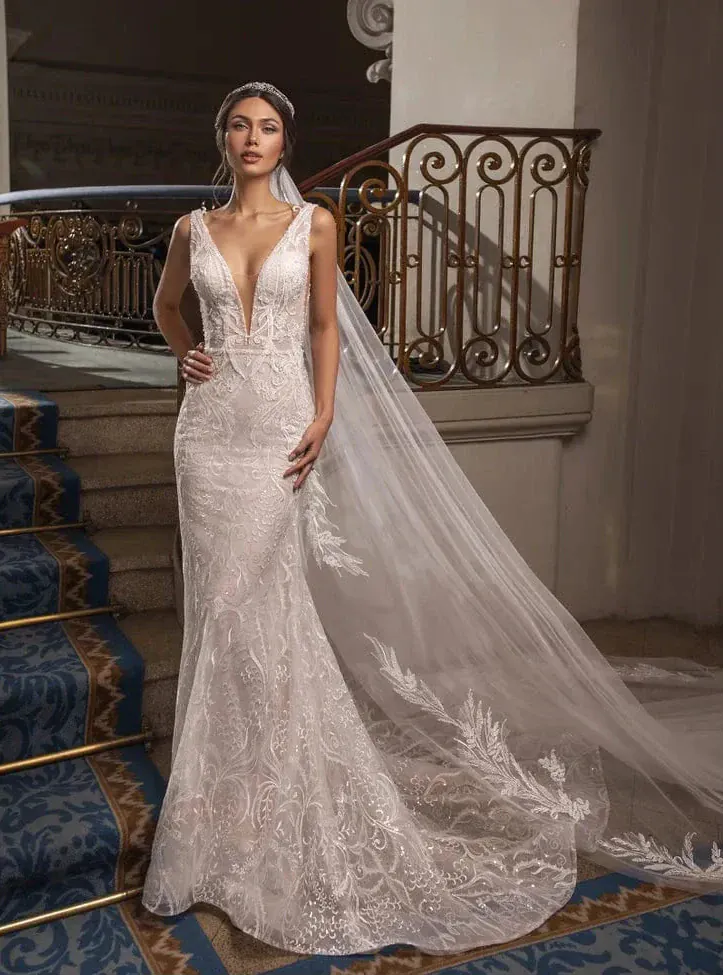 Pronovias Garbo - Size 8 Size Chart