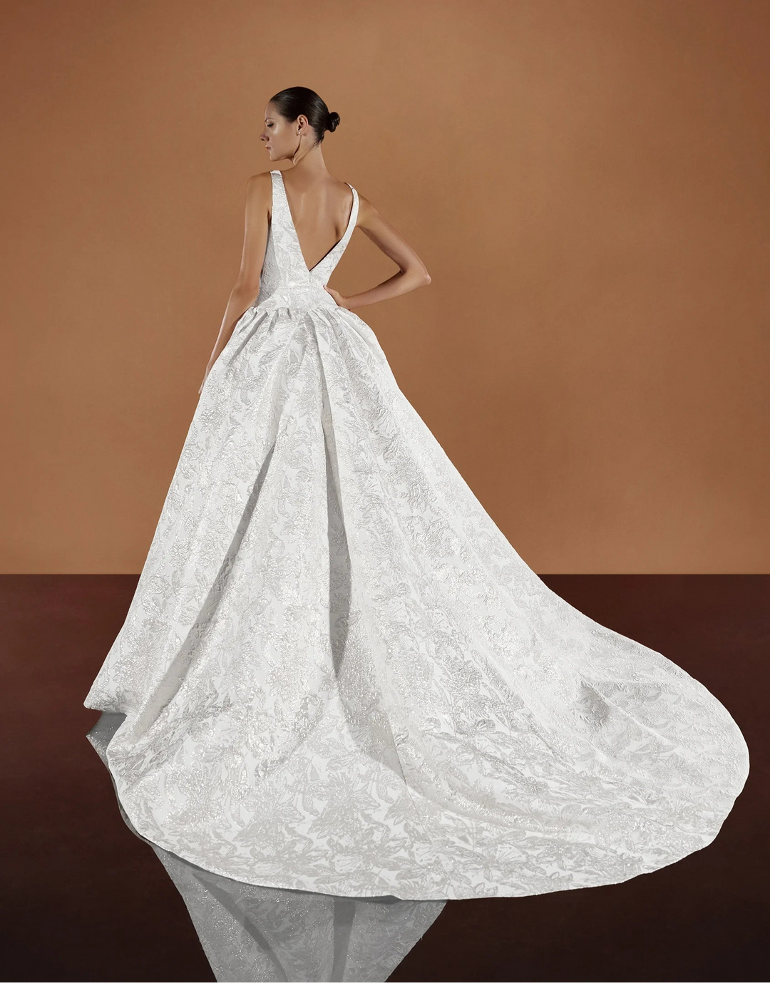 Pronovias Privee Kareena - Size 10
