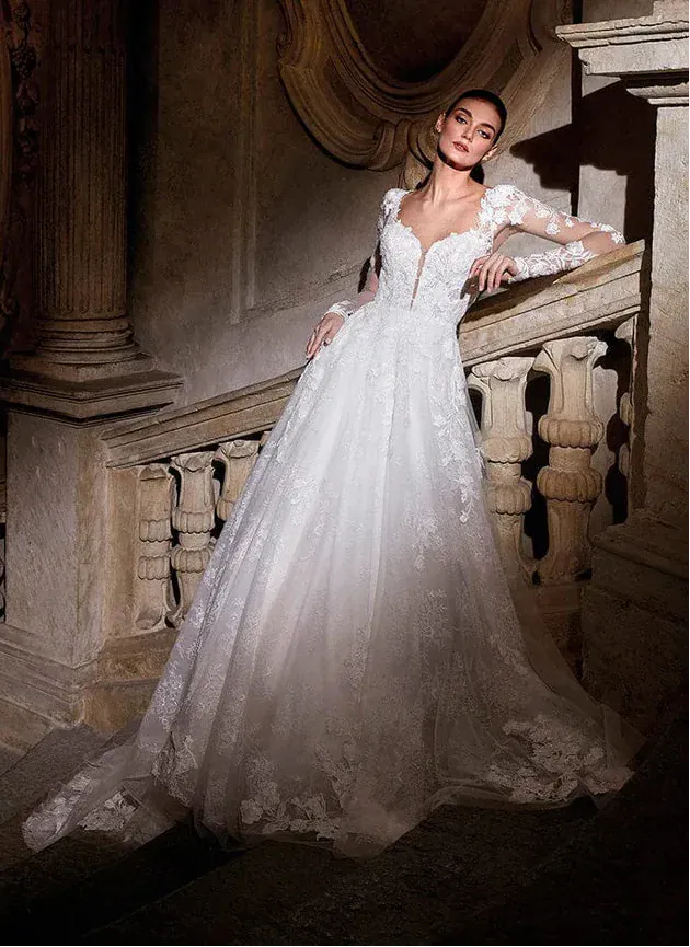 Pronovias Privee Mystic - Size 16